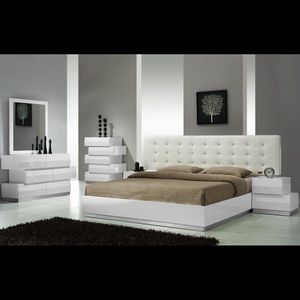 Meet your Posher, Devin